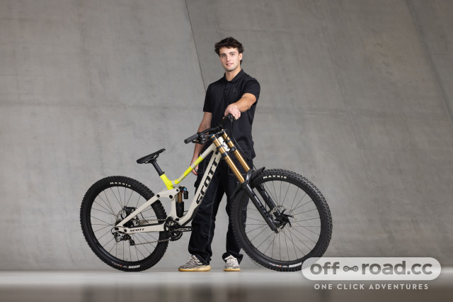 Scott dh bike hot sale